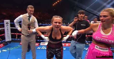 daniela hemsley flash|Boxer Daniella Hemsley Flashes After Defeating Aleksandra。